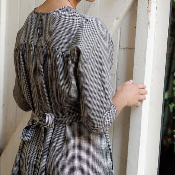 No. 35 Pyne & Smith Linen Dress - Picture 3 of 3